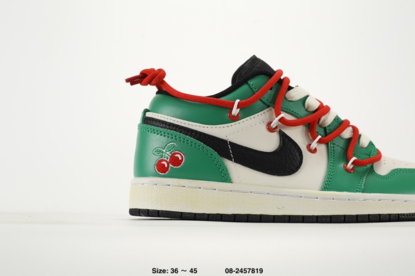 ナイキ靴背面デザイン